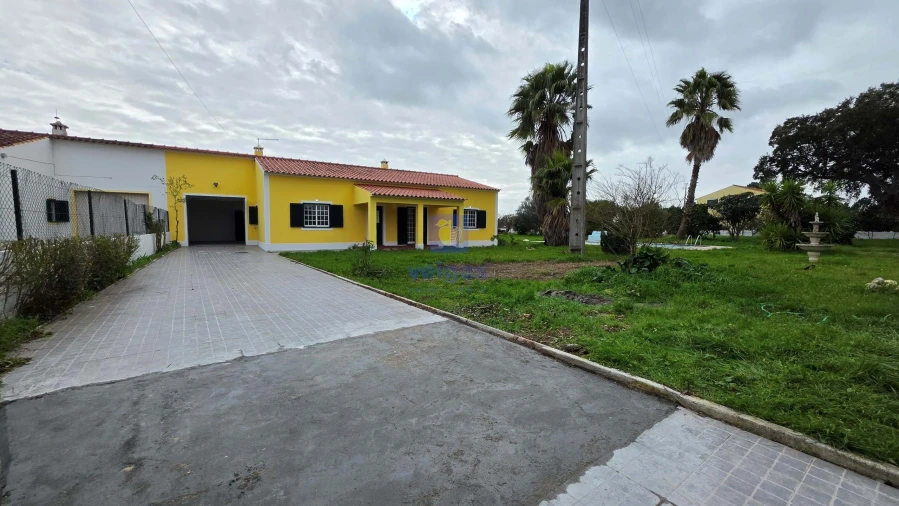 Moradia T3 para Venda em Salvaterra de Magos e Foros de Salvaterra Foto 2