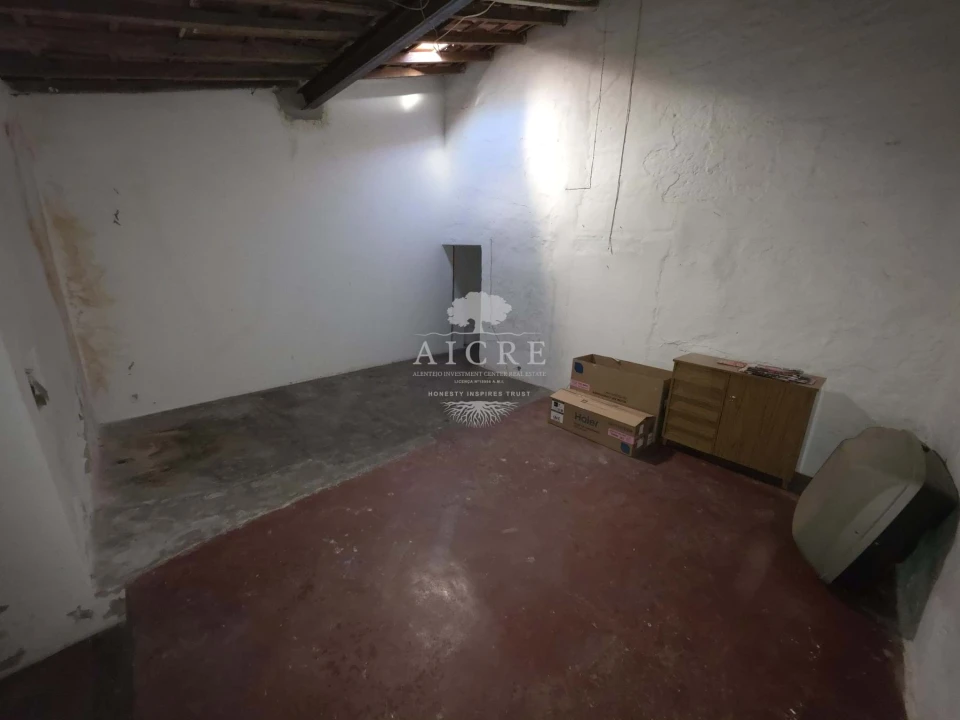 Moradia T2 para Venda em São Manços e São Vicente do Pigeiro Foto 4