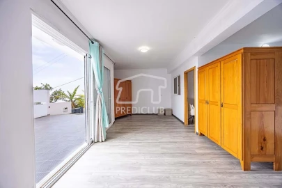 Moradia T5 para Venda em Arco da Calheta