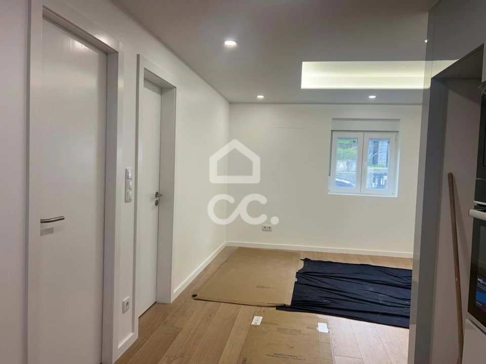 Moradia T2 para Venda em Mujães Foto 3