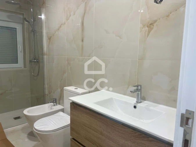 Moradia T2 para Venda em Mujães Foto 19