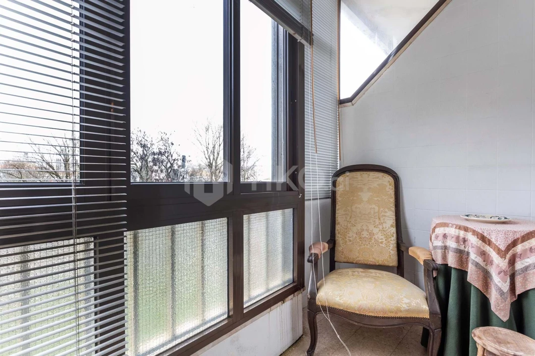 Apartamento T4 para Venda em Venteira Foto 28