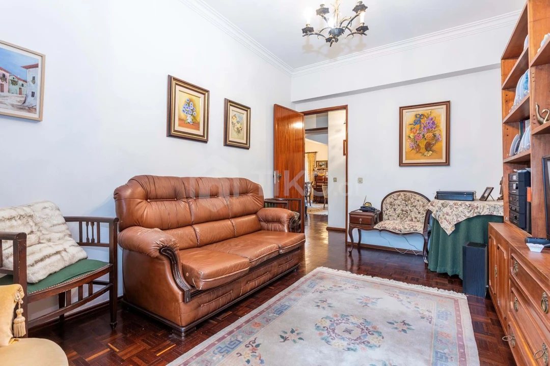 Apartamento T4 para Venda em Venteira Foto 12