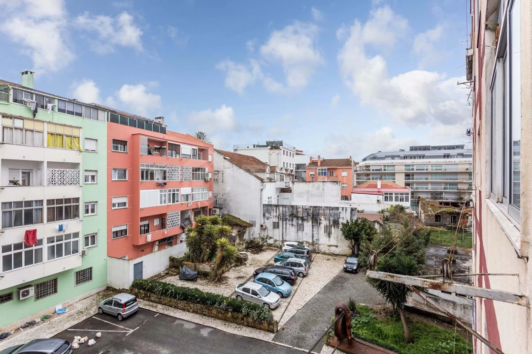 Apartamento T4 para Venda em Venteira Foto 33