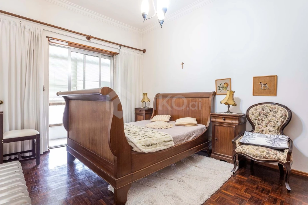 Apartamento T4 para Venda em Venteira Foto 19