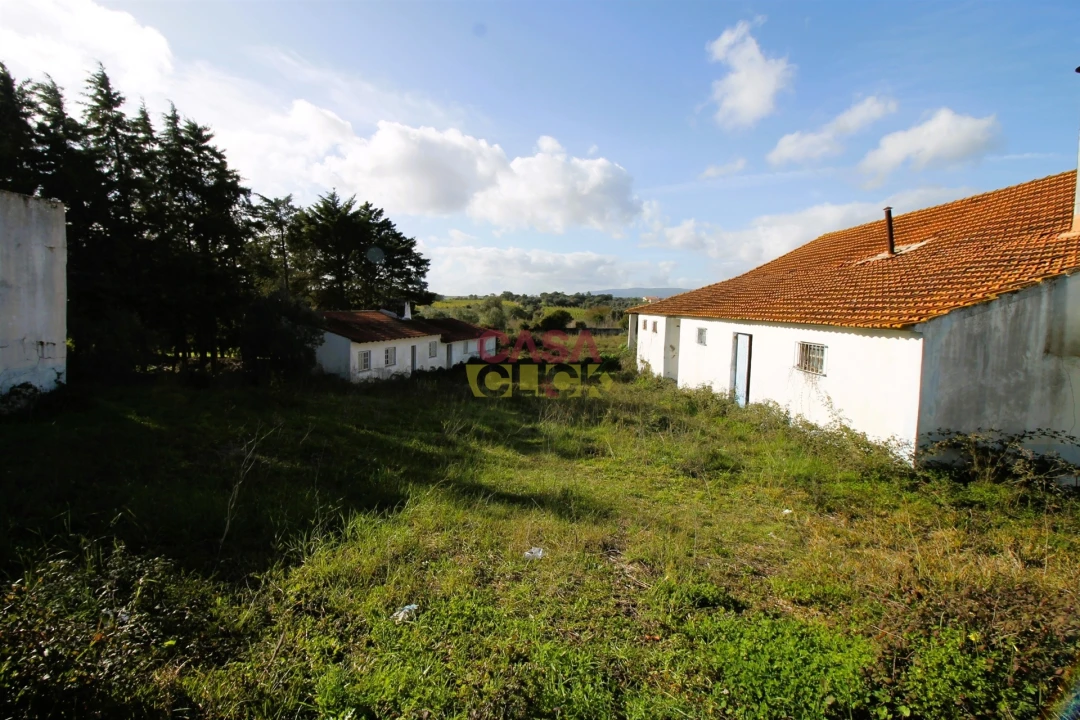 Moradia T3 para Venda em Olaia e Paço Foto 1