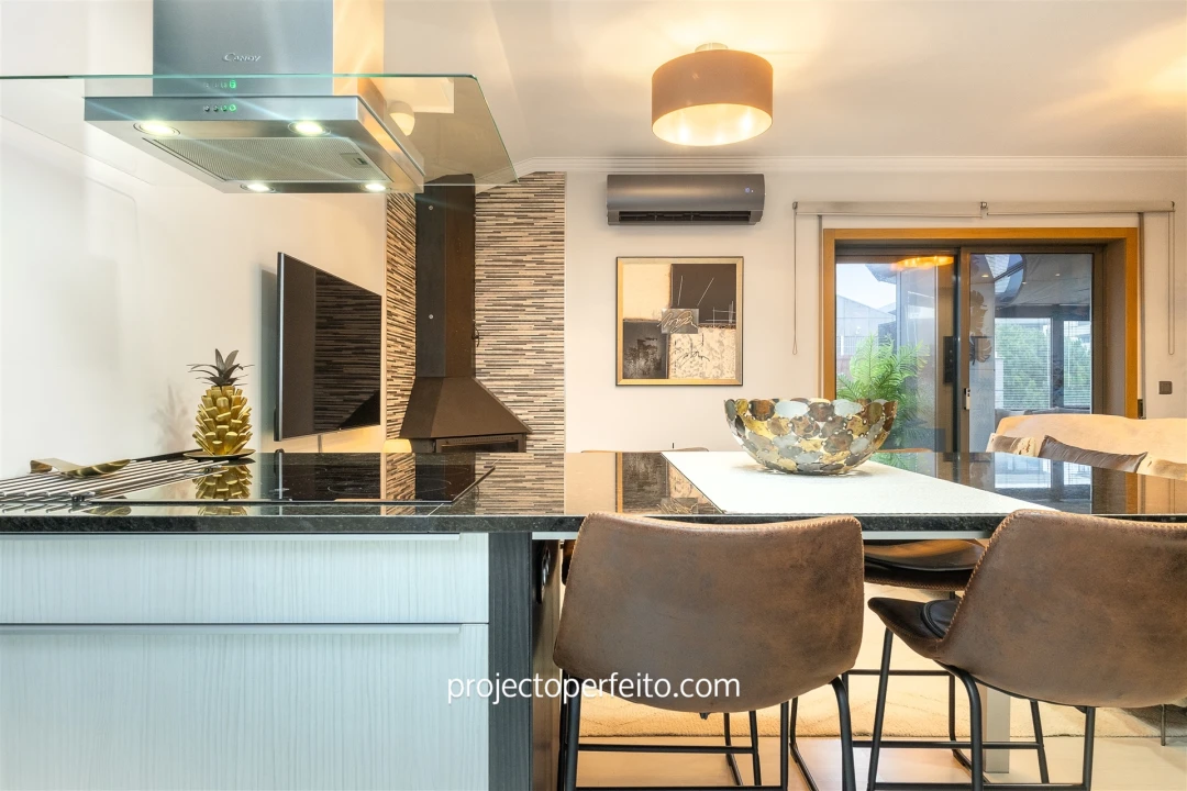 Apartamento T1 para Venda em Mafamude e Vilar do Paraíso Foto 5