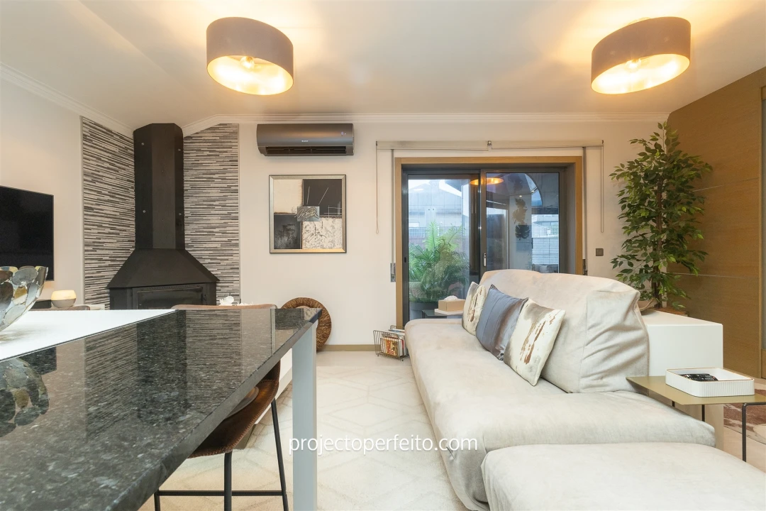 Apartamento T1 para Venda em Mafamude e Vilar do Paraíso Foto 3