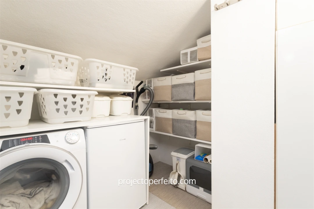 Apartamento T1 para Venda em Mafamude e Vilar do Paraíso Foto 21