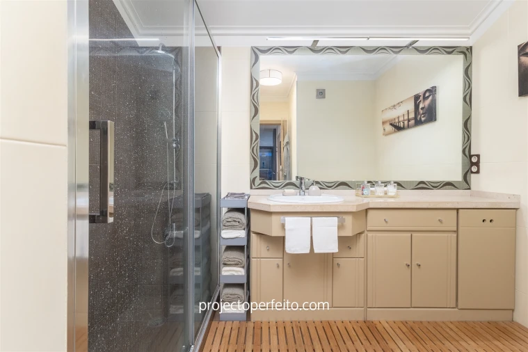 Apartamento T1 para Venda em Mafamude e Vilar do Paraíso Foto 14