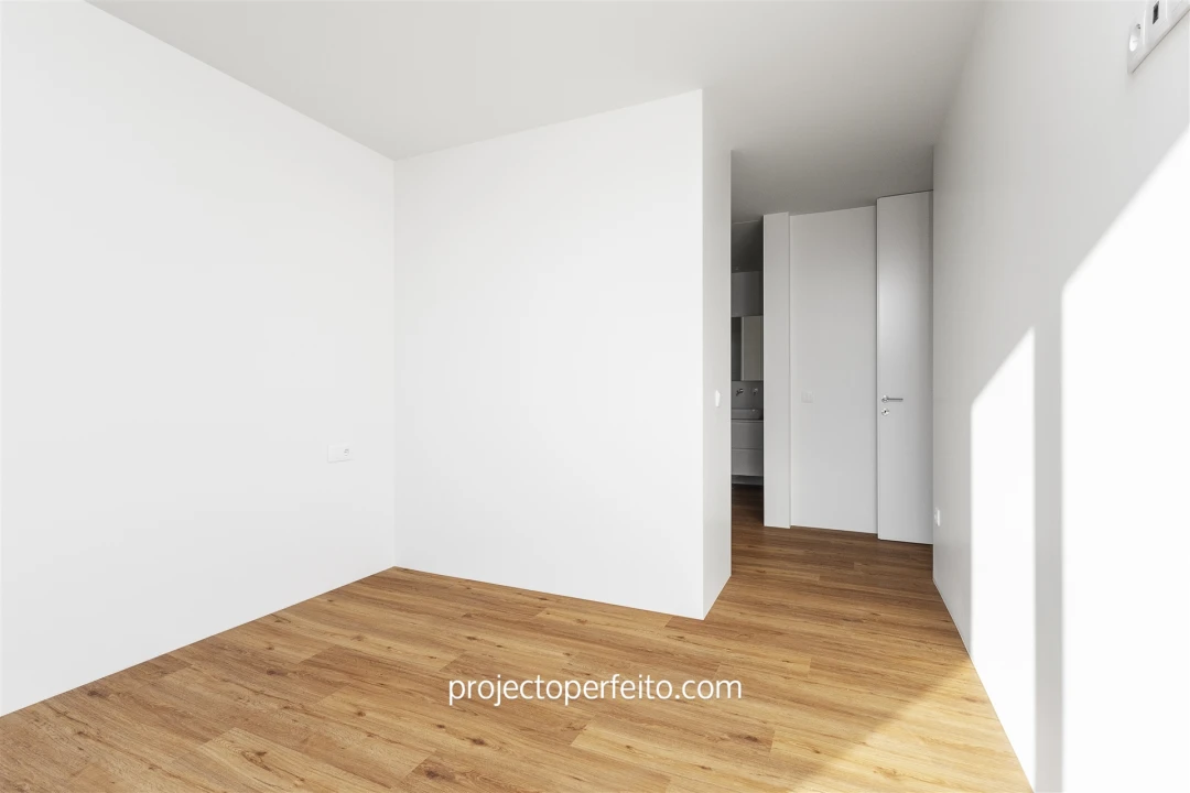 Apartamento T2 para Arrendamento em Santa Marinha e São Pedro da Afurada Foto 13