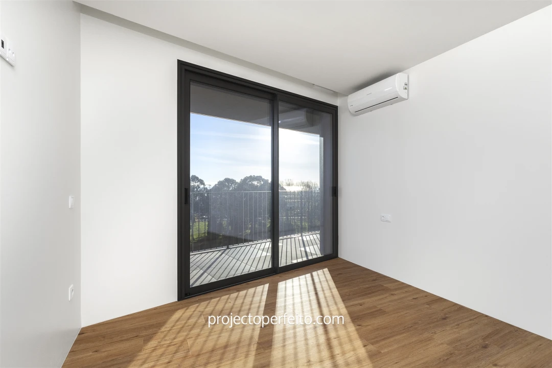 Apartamento T2 para Arrendamento em Santa Marinha e São Pedro da Afurada Foto 10