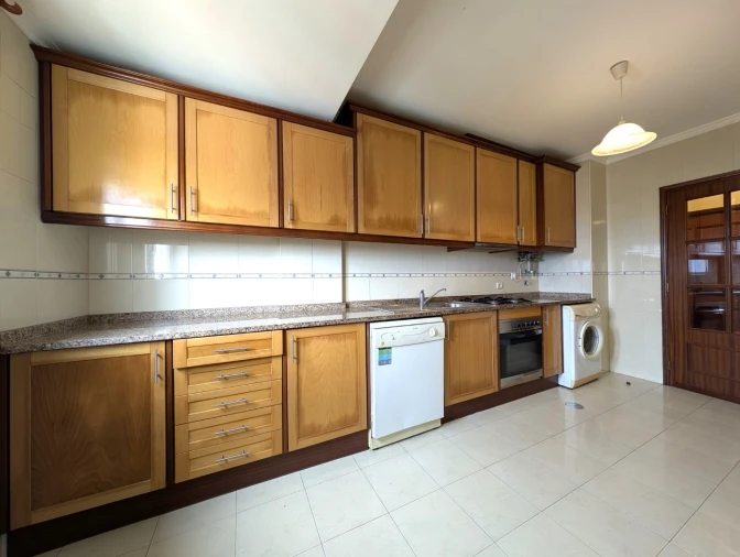 Apartamento T2 para Venda em São Bernardo Foto 4