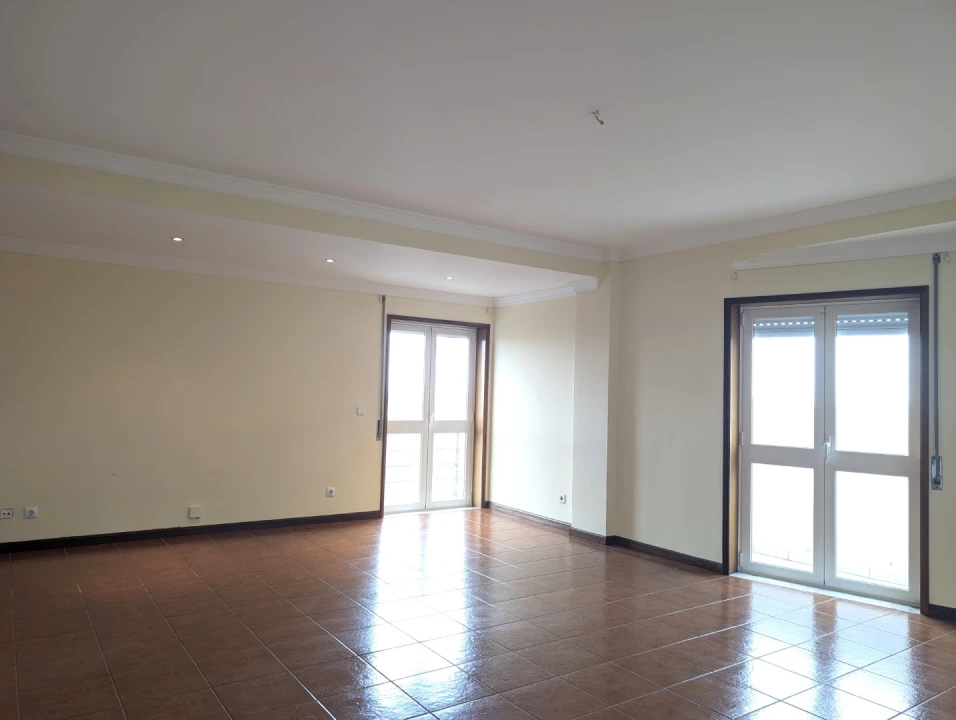 Apartamento T2 para Venda em São Bernardo Foto 6