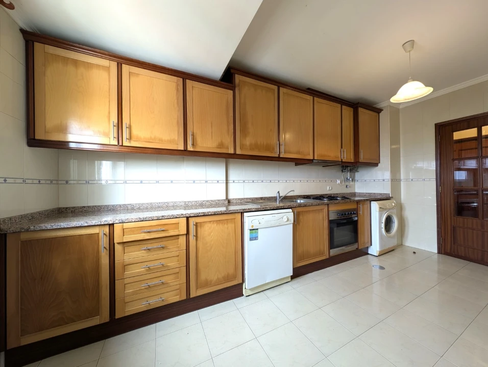 Apartamento T2 para Venda em São Bernardo Foto 4