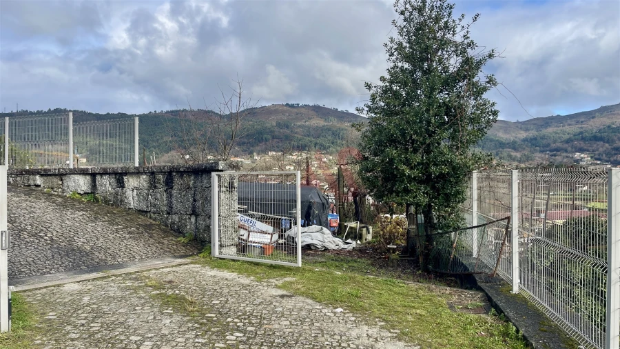 Moradia T6 para Venda em Vieira do Minho Foto 56