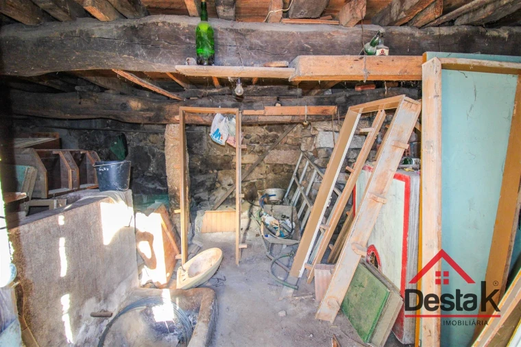 Moradia T2 para Venda em Boa Aldeia, Farminhão e Torredeita Foto 4