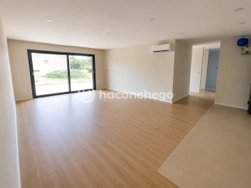 Apartamento T2 para Venda em Galegos (Santa Maria)