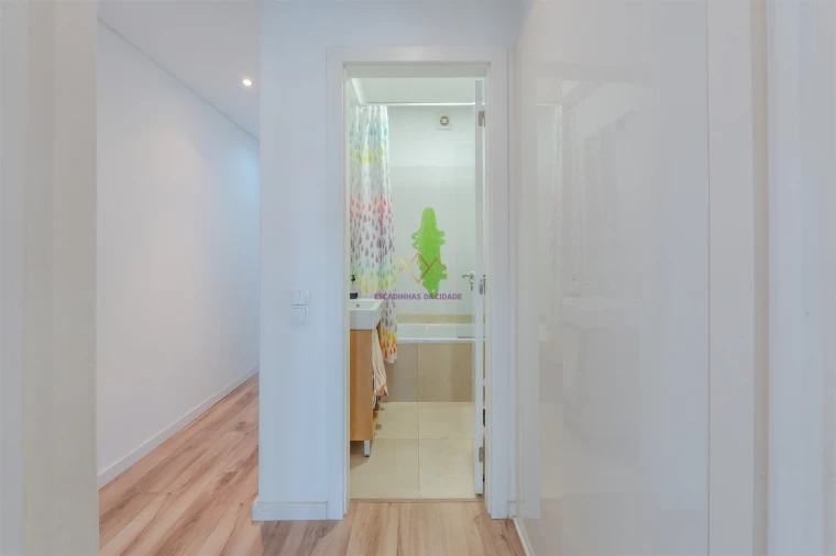 Apartamento T5 para Venda em Carnaxide e Queijas Foto 20