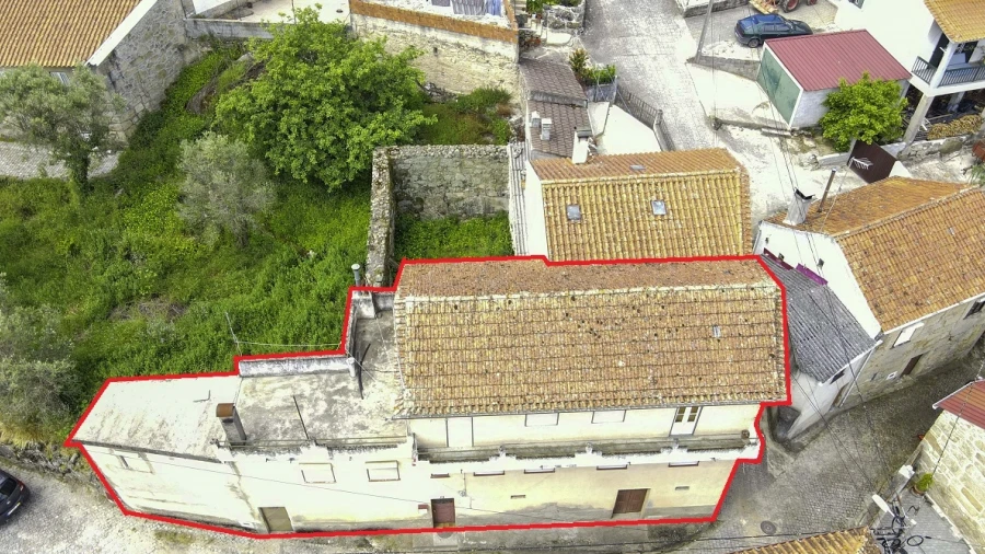 Moradia T4 para Venda em Rio Torto e Lagarinhos