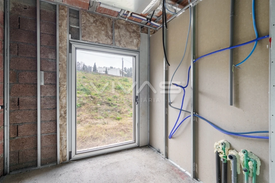 Moradia T3 para Venda em Lanhas Foto 12