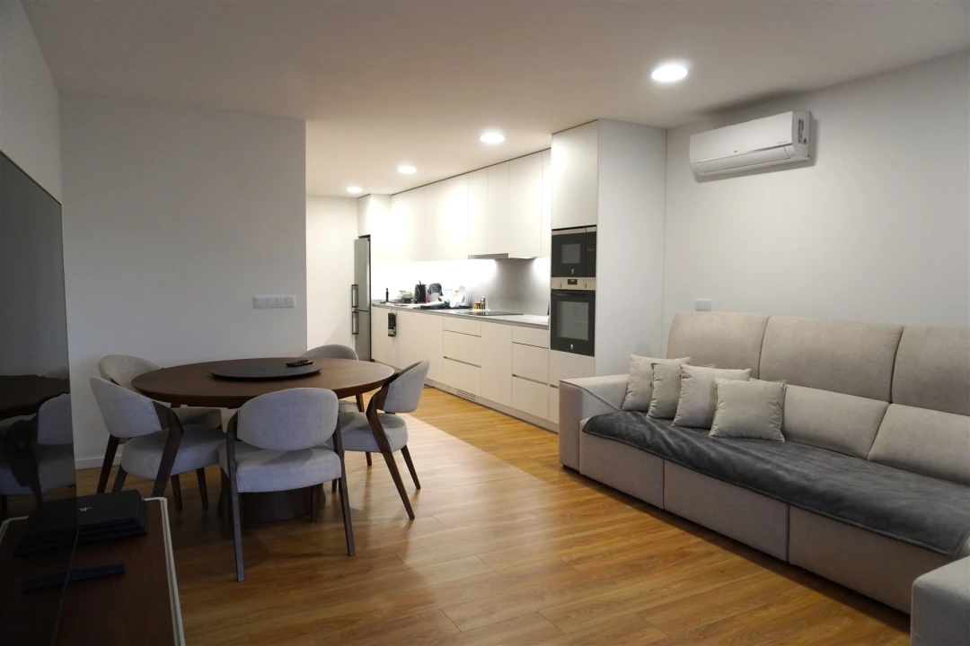 Apartamento T2 para Venda em Nine Foto 1