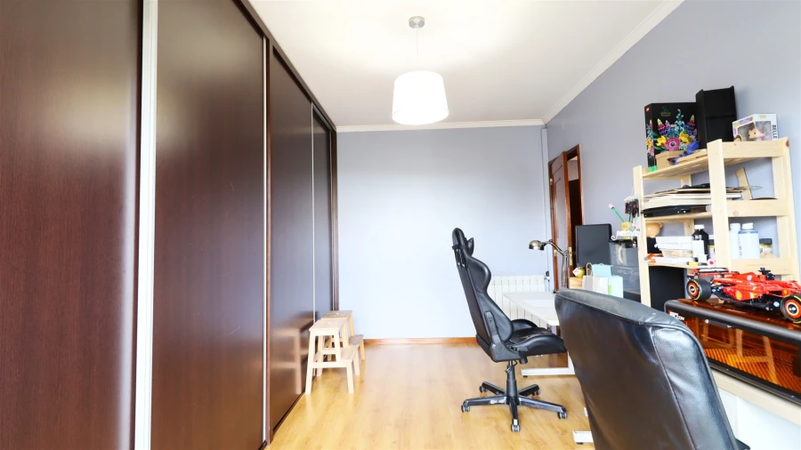 Apartamento T3 para Venda em Vila Nova de Famalicão e Calendário Foto 28