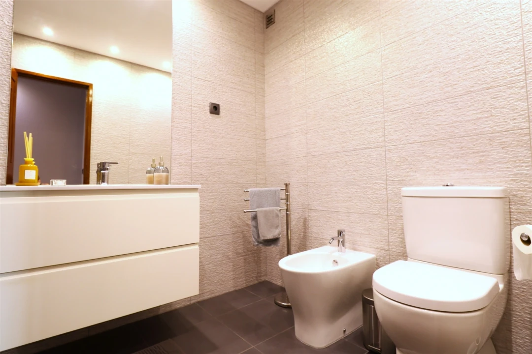 Apartamento T3 para Venda em Vila Nova de Famalicão e Calendário Foto 16