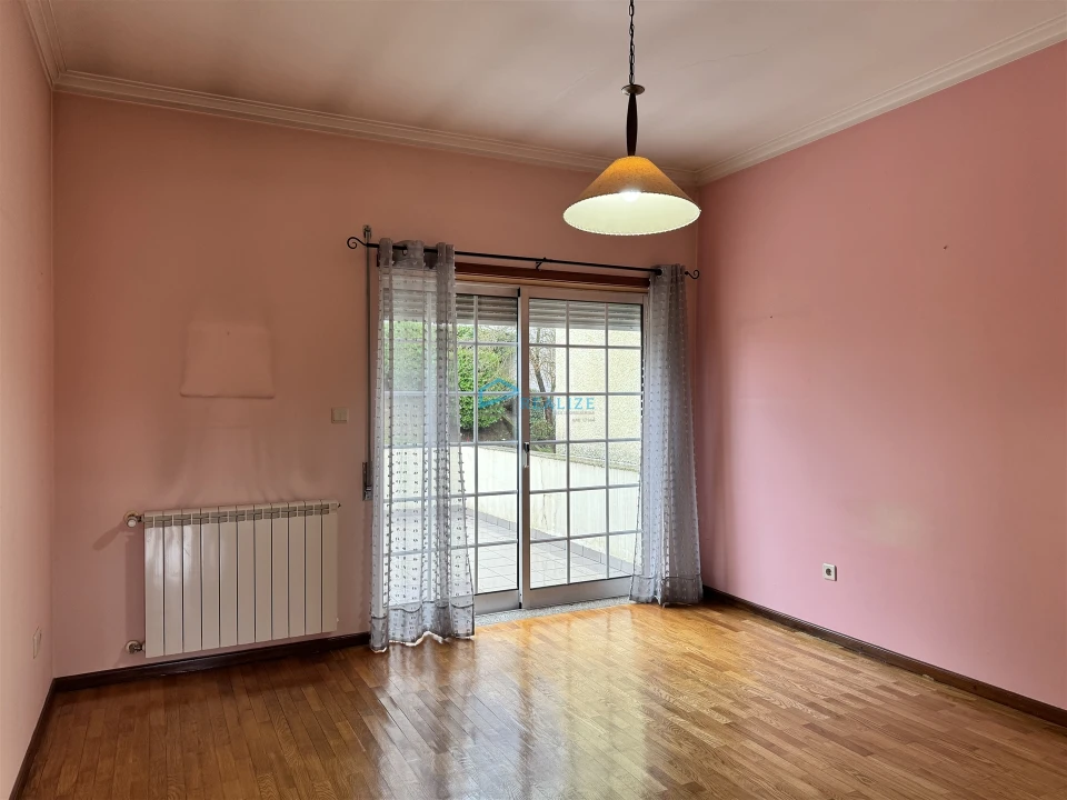 Moradia T4 para Venda em Nossa Senhora da Conceição, São Pedro e São Dinis Foto 29