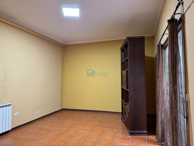 Moradia T4 para Venda em Nossa Senhora da Conceição, São Pedro e São Dinis Foto 6