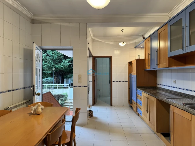 Moradia T4 para Venda em Nossa Senhora da Conceição, São Pedro e São Dinis Foto 22