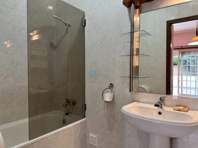 Moradia T4 para Venda em Nossa Senhora da Conceição, São Pedro e São Dinis Foto 31