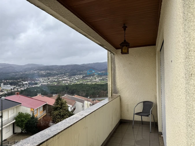 Moradia T4 para Venda em Nossa Senhora da Conceição, São Pedro e São Dinis Foto 39