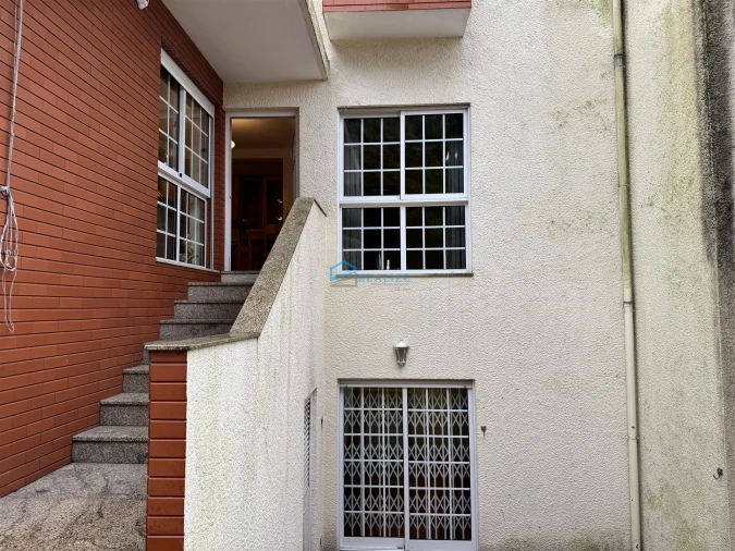 Moradia T4 para Venda em Nossa Senhora da Conceição, São Pedro e São Dinis Foto 26