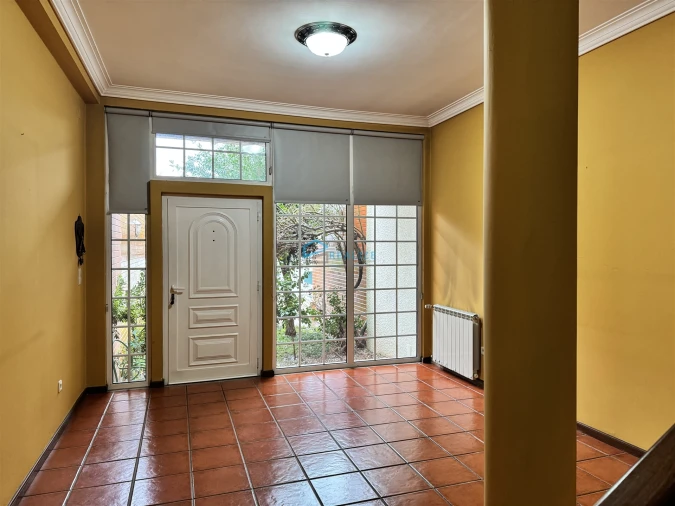 Moradia T4 para Venda em Nossa Senhora da Conceição, São Pedro e São Dinis