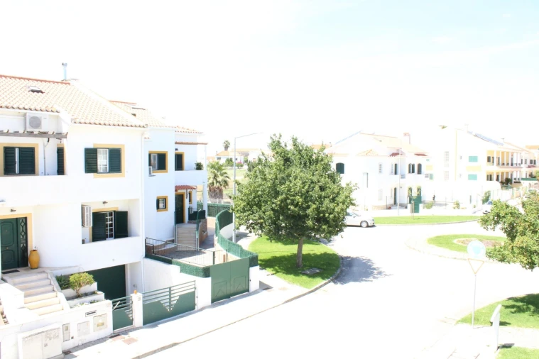 Moradia T3 para Venda em Alcochete Foto 41