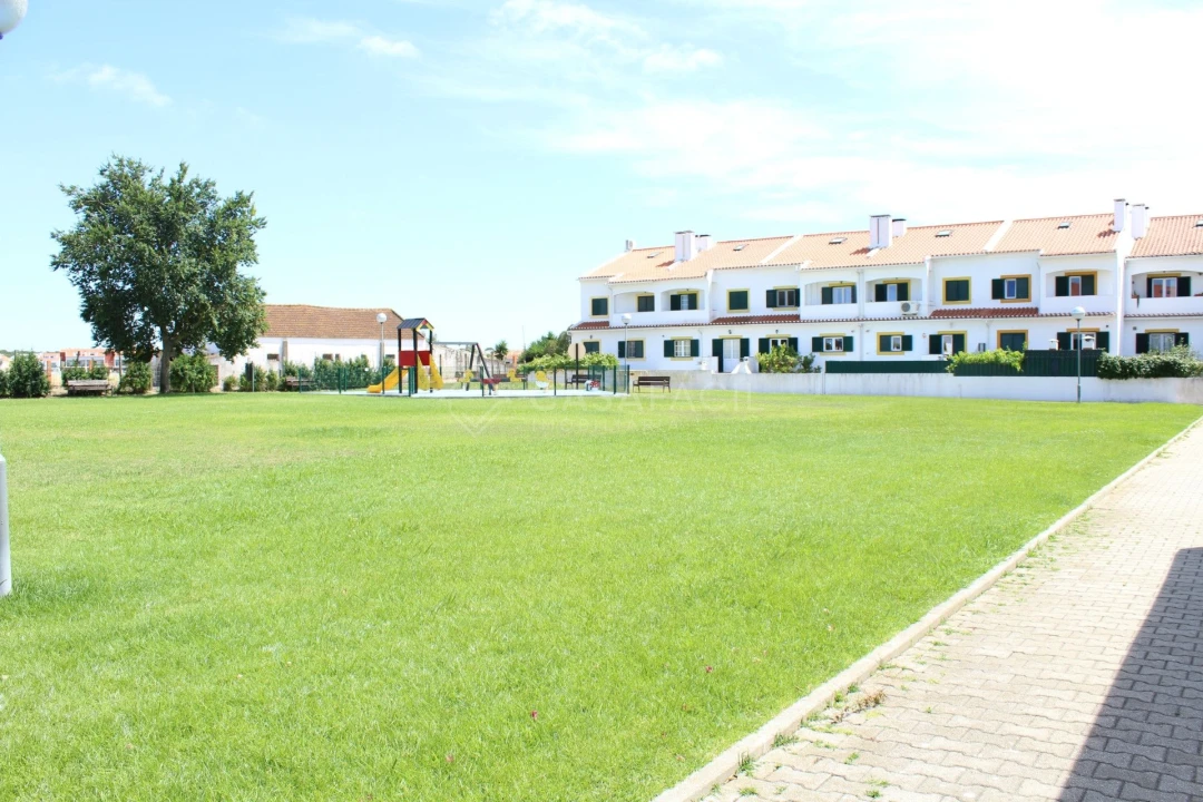 Moradia T3 para Venda em Alcochete Foto 1