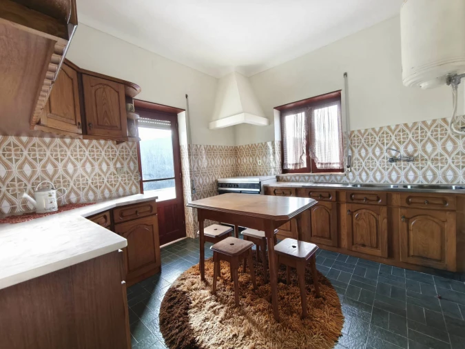 Moradia T3 para Venda em Almalagues Foto 8