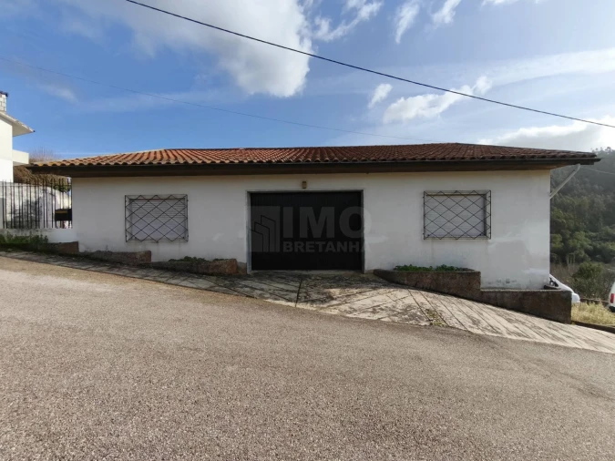 Moradia T3 para Venda em Almalagues Foto 24