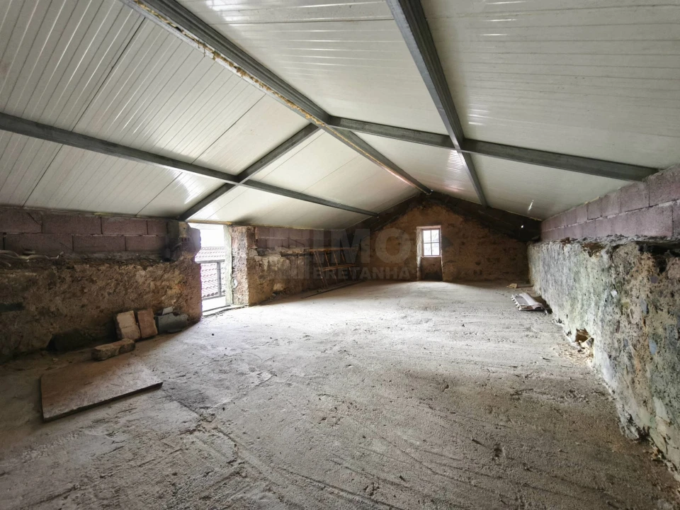 Moradia T3 para Venda em Lorvão Foto 17