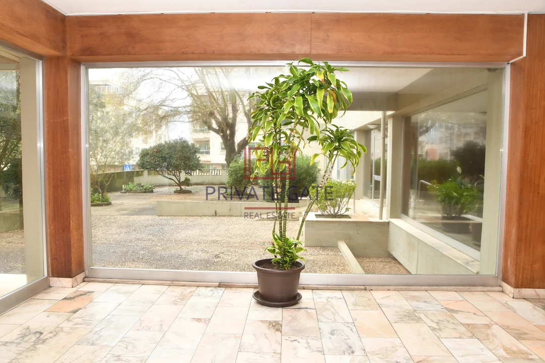 Apartamento T2 para Arrendamento em Aldoar, Foz do Douro e Nevogilde Foto 31