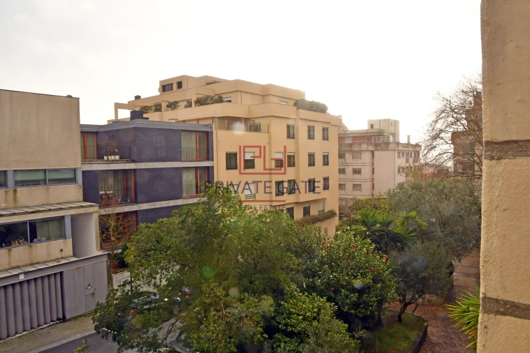 Apartamento T2 para Arrendamento em Aldoar, Foz do Douro e Nevogilde Foto 15