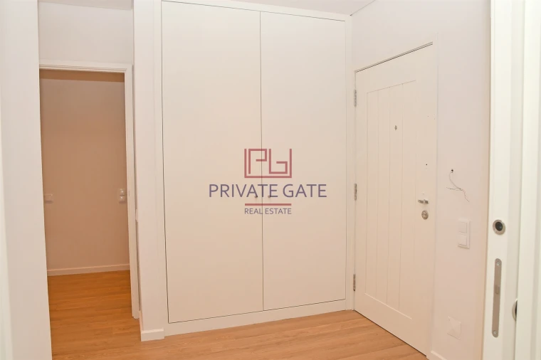 Apartamento T2 para Arrendamento em Aldoar, Foz do Douro e Nevogilde Foto 27