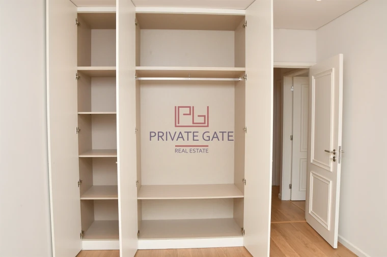 Apartamento T2 para Arrendamento em Aldoar, Foz do Douro e Nevogilde Foto 26