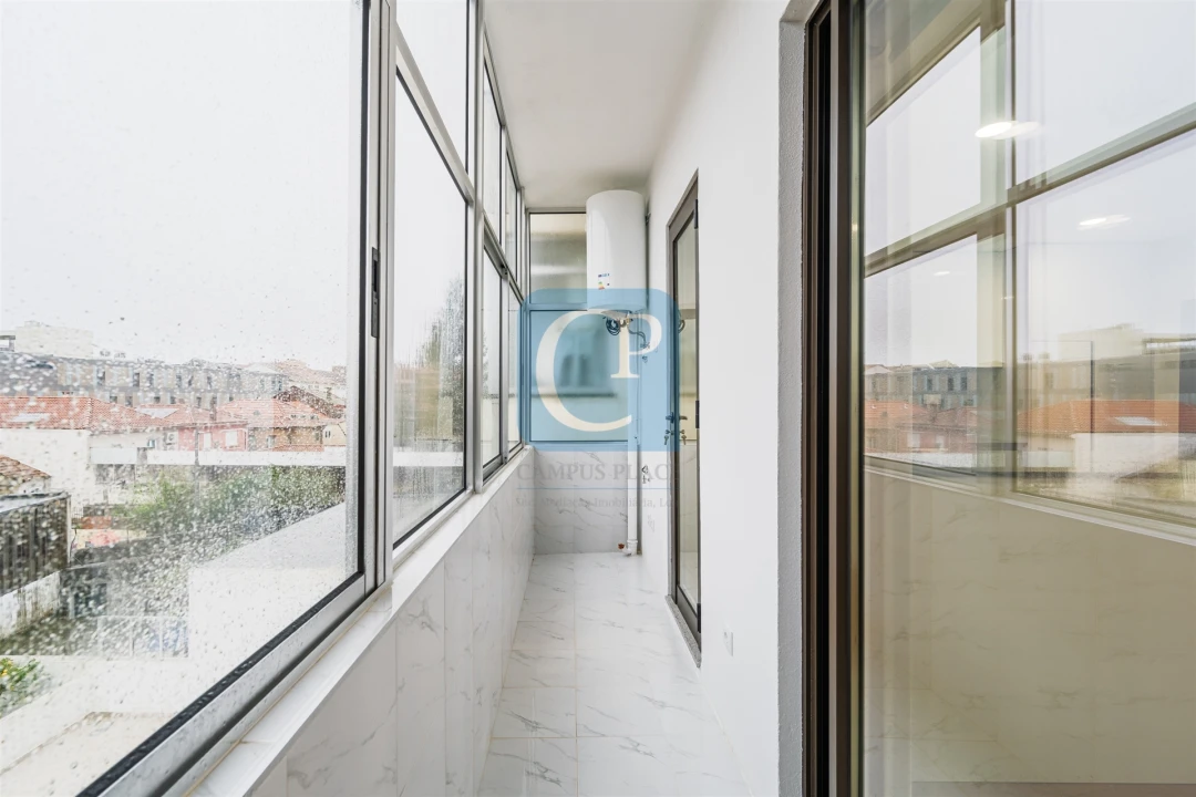 Apartamento T2 para Arrendamento em Bonfim Foto 13