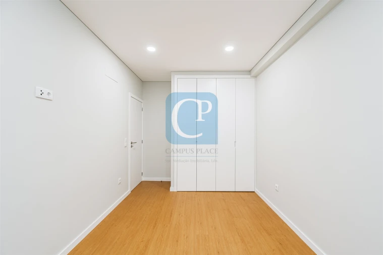 Apartamento T2 para Arrendamento em Bonfim Foto 23