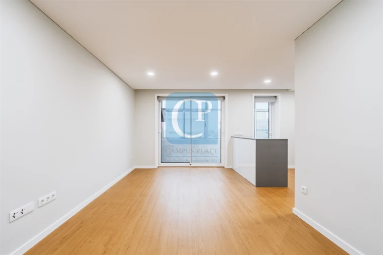 Apartamento T2 para Arrendamento em Bonfim Foto 4