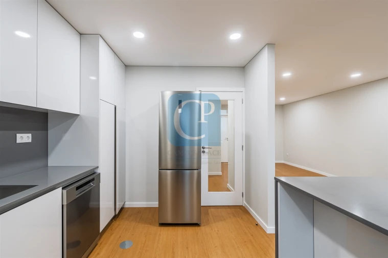 Apartamento T2 para Arrendamento em Bonfim Foto 8