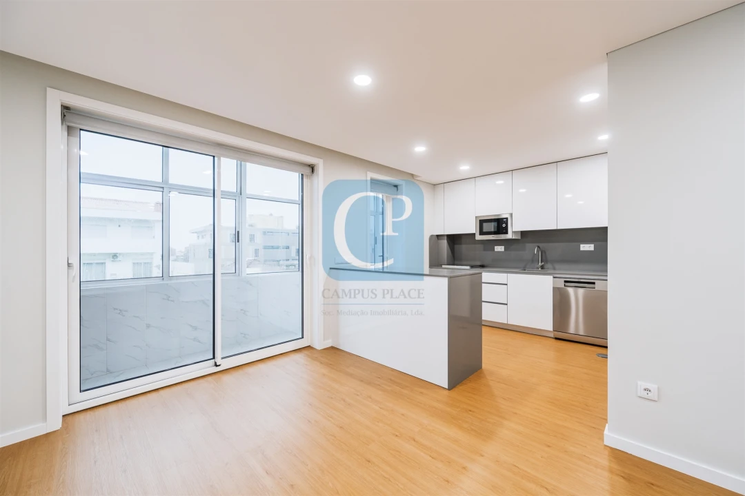 Apartamento T2 para Arrendamento em Bonfim Foto 1