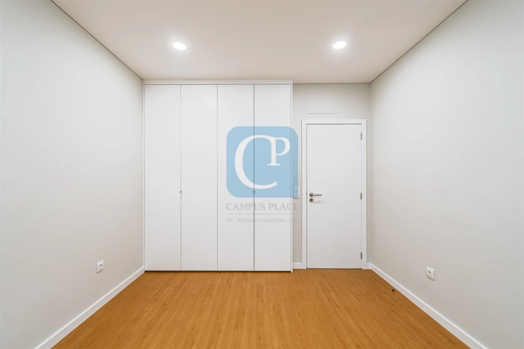 Apartamento T2 para Arrendamento em Bonfim Foto 22